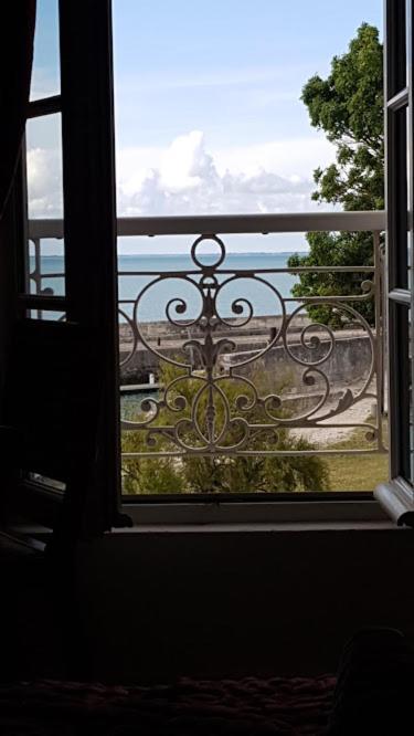 Le Corps De Garde Bed & Breakfast Saint-Martin-de-Re ภายนอก รูปภาพ