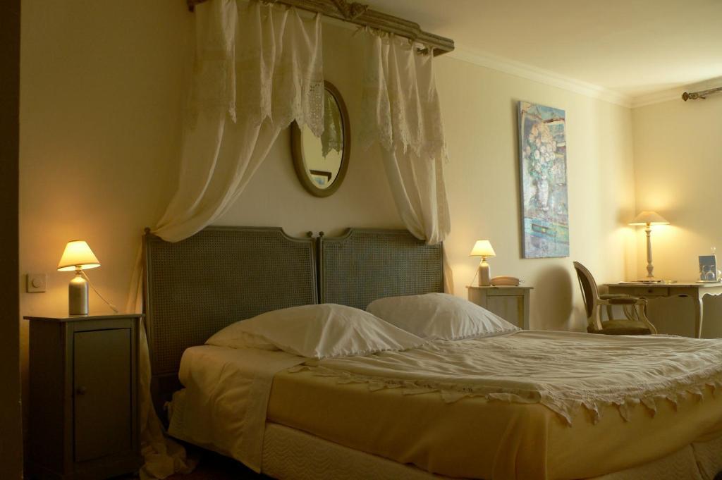 Le Corps De Garde Bed & Breakfast Saint-Martin-de-Re ภายนอก รูปภาพ